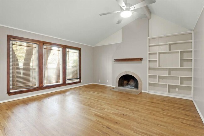 Photo - 6601 Branching Oak Ct