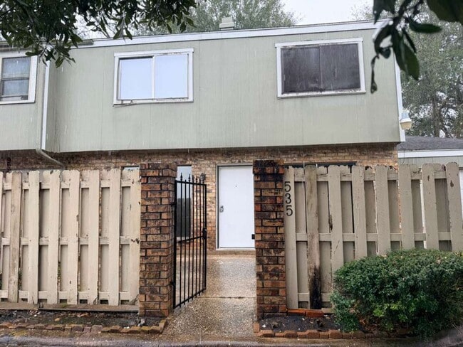 Building Photo - 535 Georgetown St