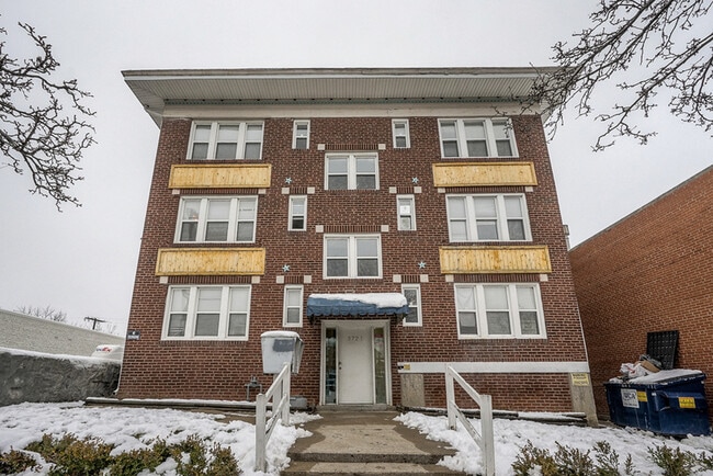 Photo - 3721 Broadway Blvd