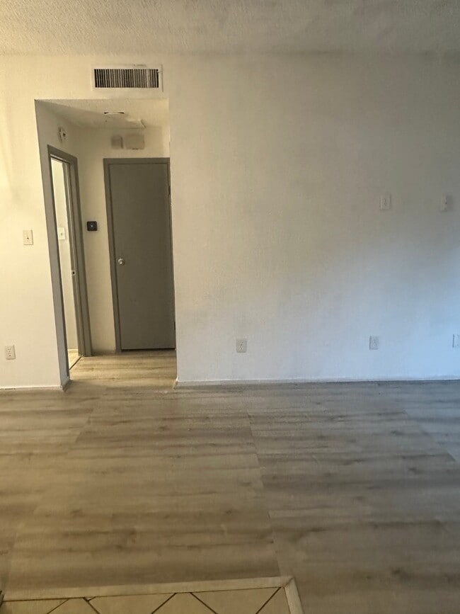Photo - 10051 Westpark Dr Unit Apt 263