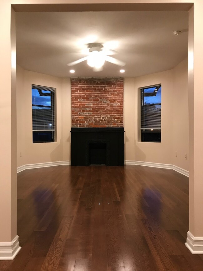 Ready to personalize - 5960 Alder St Unit Apt 2