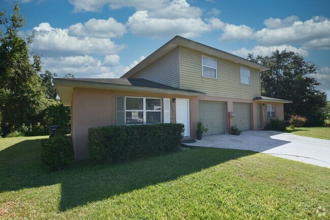 Building Photo - 3/2 Half Duplex in N. Lakeland! Rental
