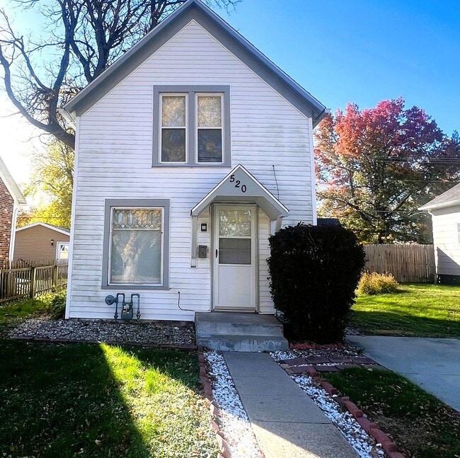 Building Photo - 2 Bedroom House in Boone