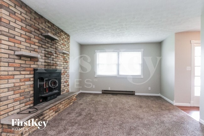 Photo - 130 Circle Dr