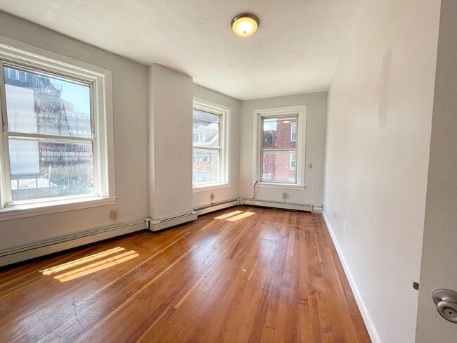 Photo - 259 North St Unit 2