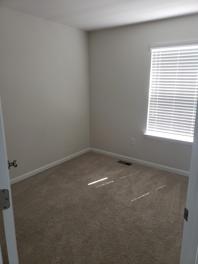 Photo - 218 Vespucci Ln