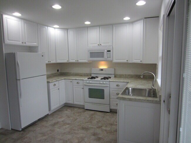 Photo - 111 S Lorraine Rd