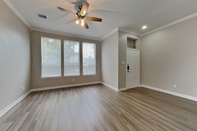 Photo - 5302 Cedar Lodge Ct