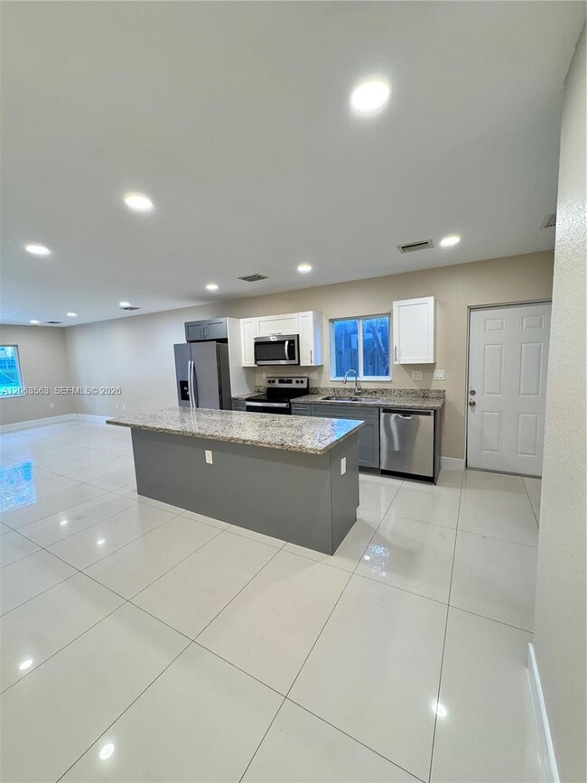 Photo - 1770 NW 55th St Unit 1