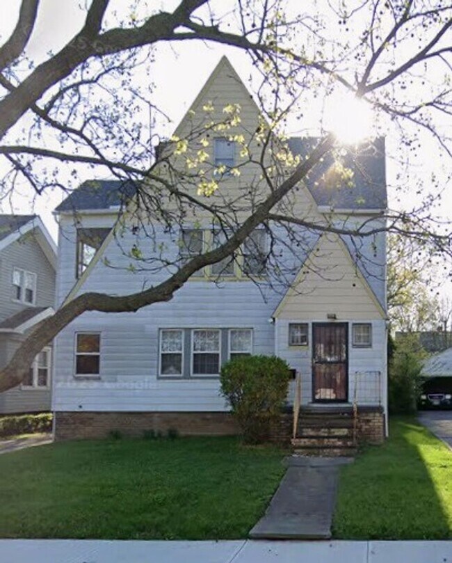 Photo - 3863 E 154th St Unit 2