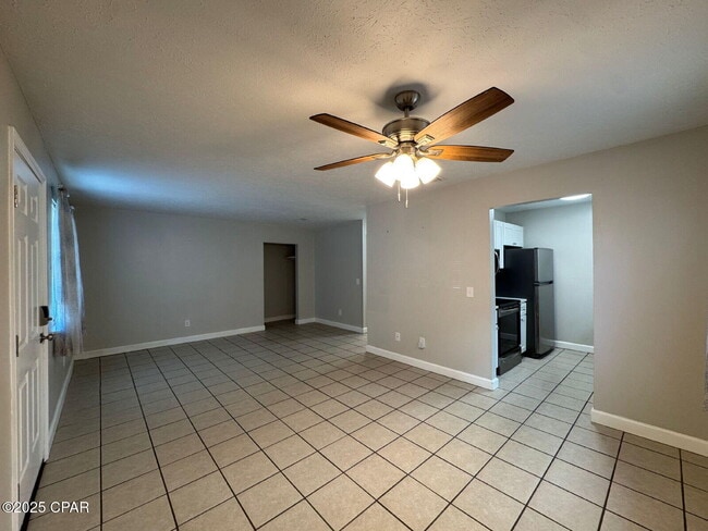 Photo - 2507 W 10th St Unit B