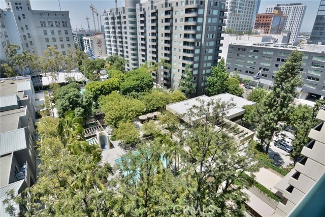 Photo - 600 W 9th St