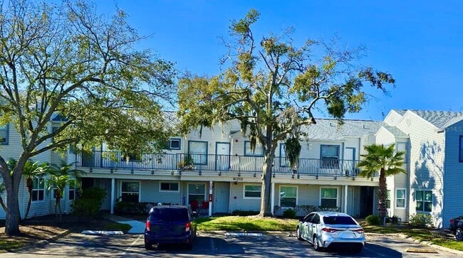 Building Photo - 2532 Woodgate Blvd Unit 204