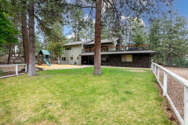 Photo - SW Bend Reverse-Living Home on .36 Acres | 5 Bedrooms | 3 Bathrooms