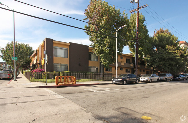 Building Photo - Fountain West Apartments