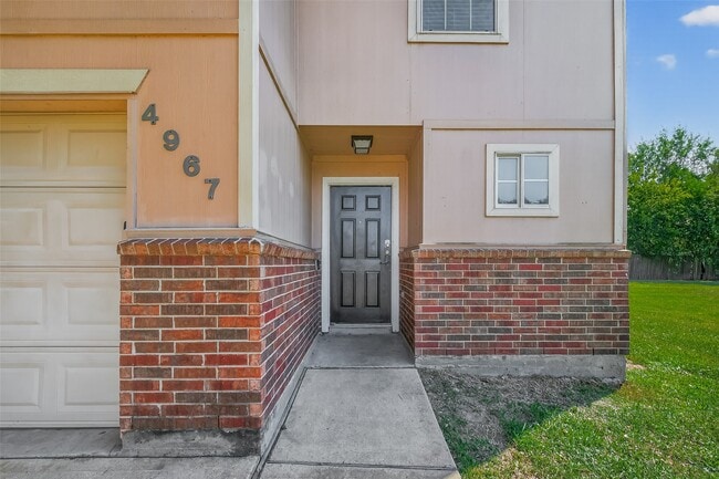 Photo - 4967 S Cancun