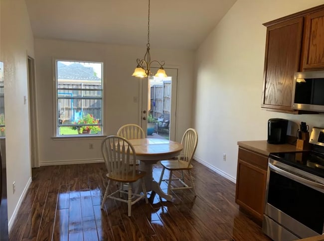 Photo - 9105 Wild Rose Ln