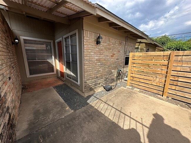 Building Photo - 3422 Willowrun Dr Rental