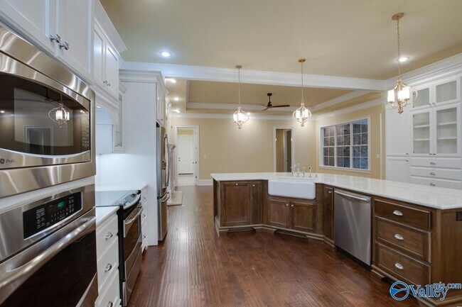 Photo - 8599 Bellewood Ln NW