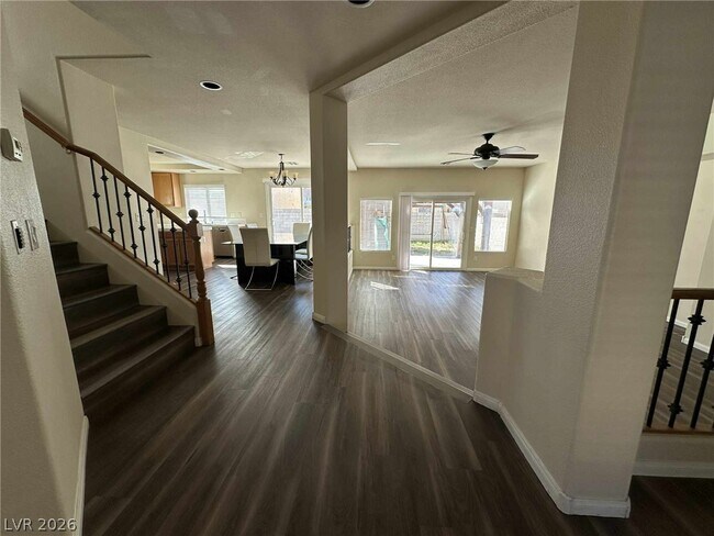 Photo - 10679 Timber Stand St