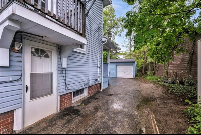 Photo - 955 Dresden Rd