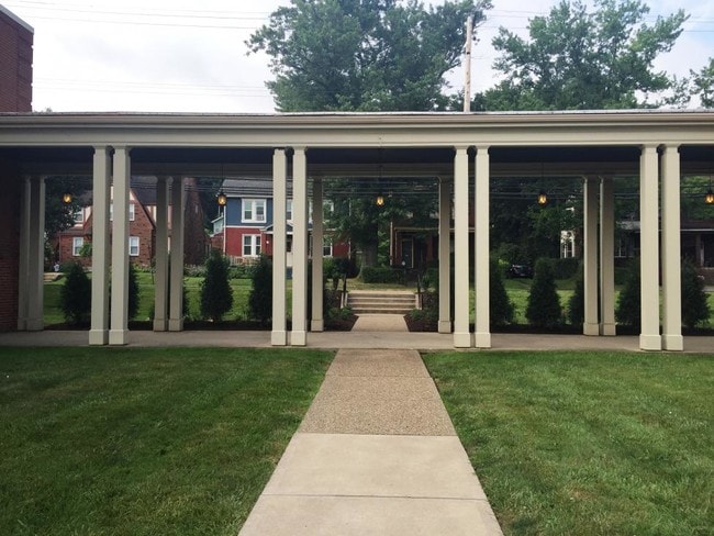 Aspen Court Apartments