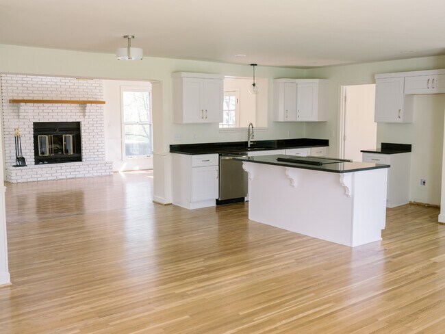 Photo - 512 Brentlawn Dr