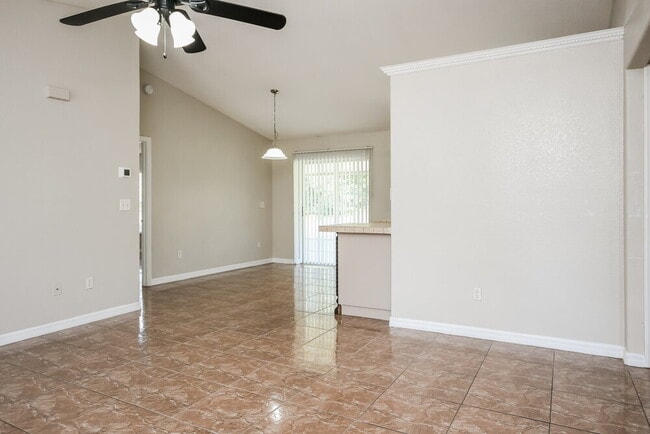 Photo - 711 Pelican Ct