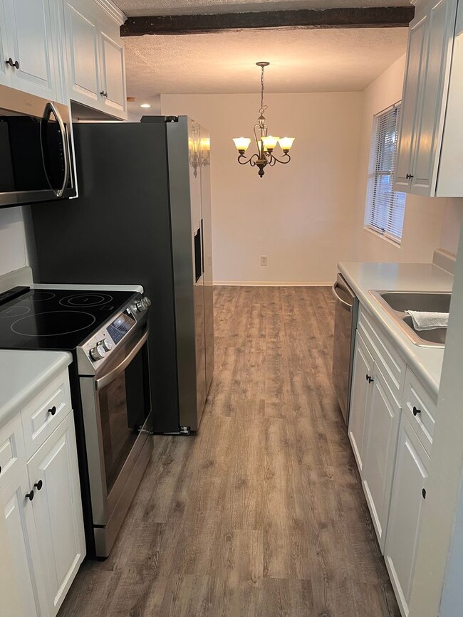 Photo - 3 bedroom, 2 bath bungalow on huge lot. Co...