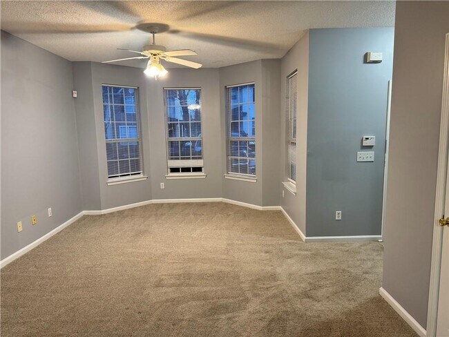 Photo - 2468 Brianna Dr