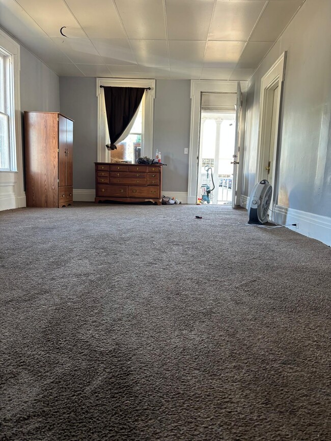 Photo - 533 W Greene St