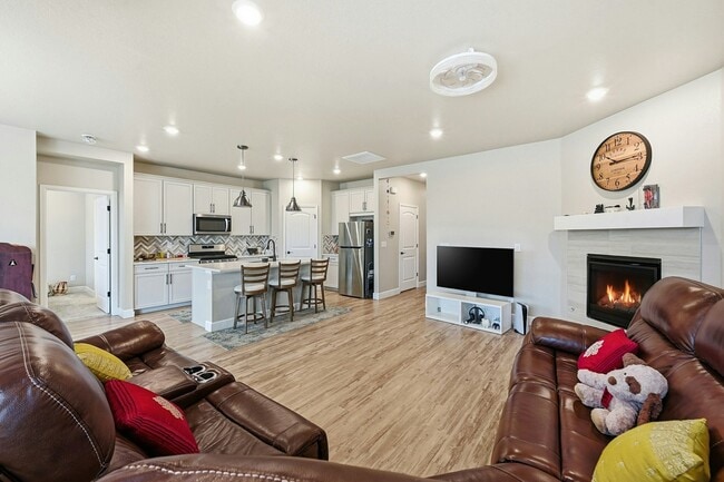 Photo - 17952 Tree Sparrow Ave