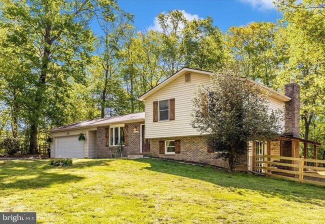 Building Photo - 5358 Saber Dr