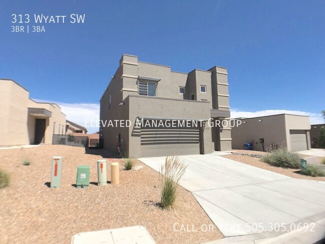Photo - 313 Wyatt Ave SW Casa