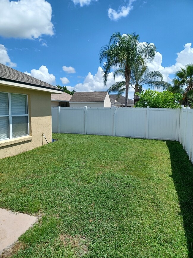 Photo - 505 Buckshot Ln