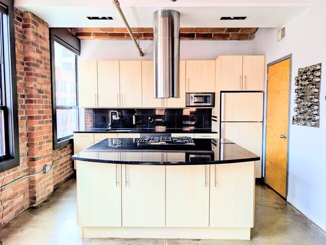 121 Beach St Unit 501