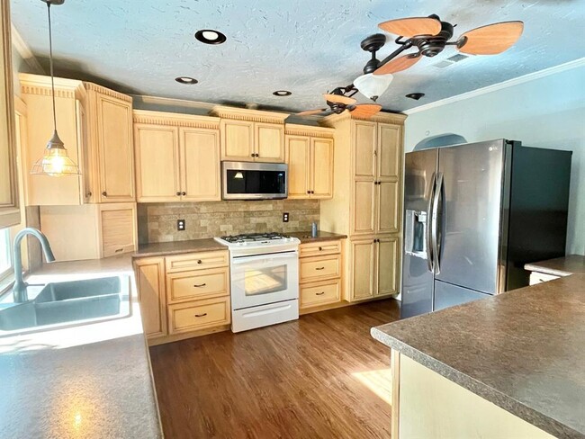 Photo - 1311 Walnut Ave