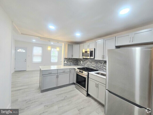 Building Photo - 3923 Wyalusing Ave Rental