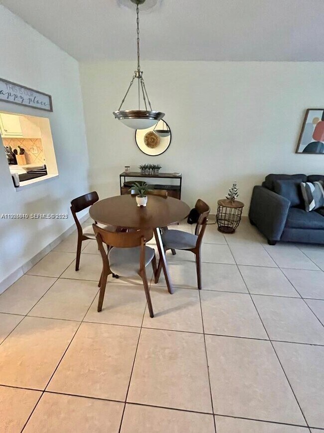 Photo - 5961 NW 61st Ave Unit 208