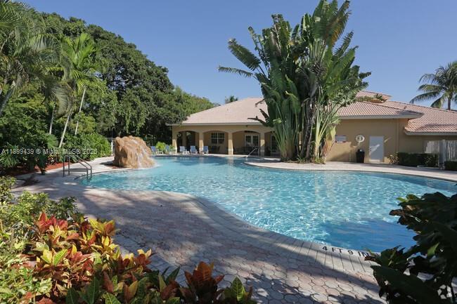 Photo - 5590 NW 61st St Unidad 823