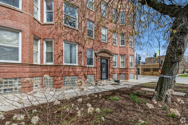 Building Photo - 3202 W Fulton Blvd Unit 3 Rental