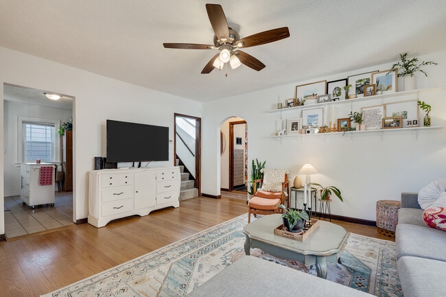 Photo - 2015 Wood St