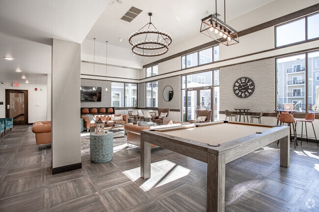 Clubhouse - Poplar Square Apartments
