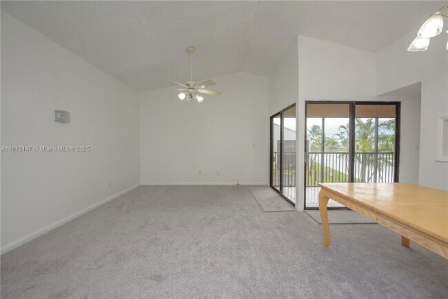 Photo - 820 N Franklin Ave Unidad A