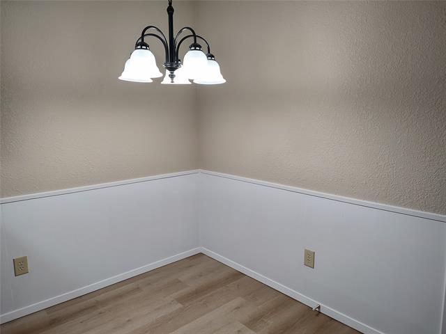 Photo - 902 Meadowbrook Dr