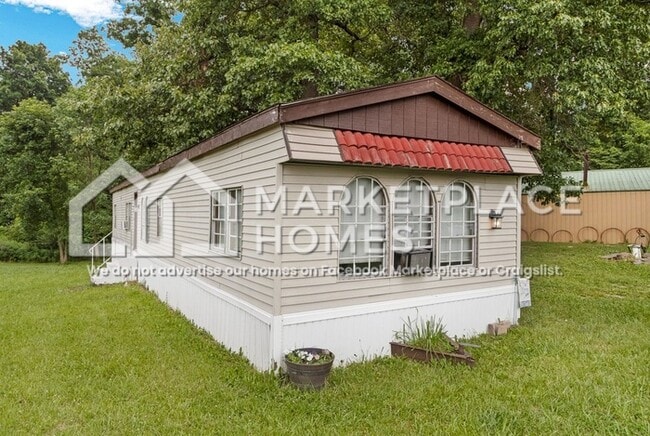 Photo - 4750 N County Rd 500 E