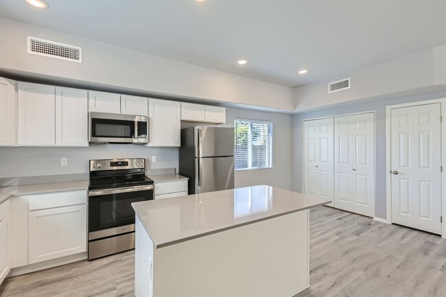 Photo - 7010 N 80th Ave Unit 2 BEDS 1 BATH