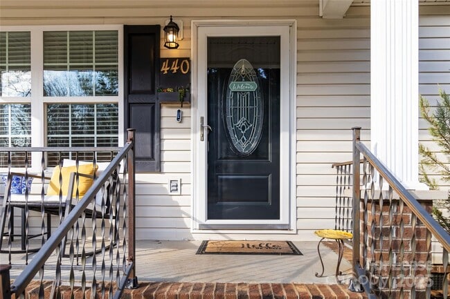 Photo - 440 Lincoln St