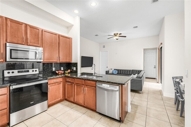 Photo - 3700 NW 84th Way