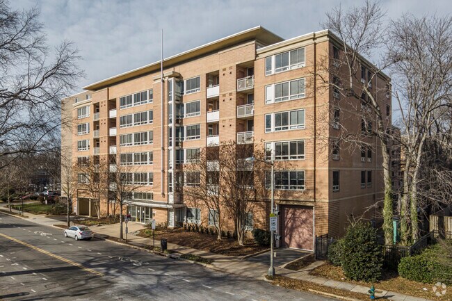 Photo - Potomac Place Condominiums